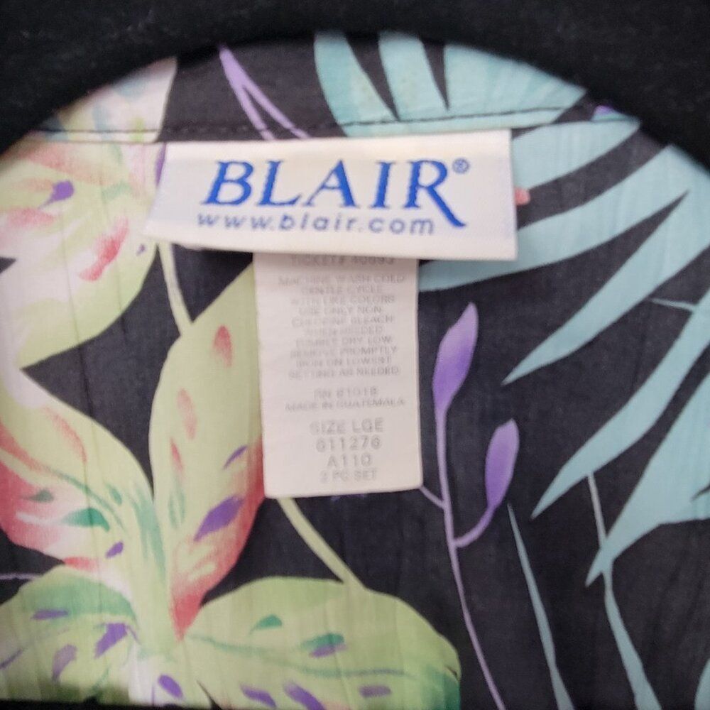 Vintage 90s Blair Tropical Floral Gauzy Textured Button Front Hawaiian Shirt - Picture 4 of 9